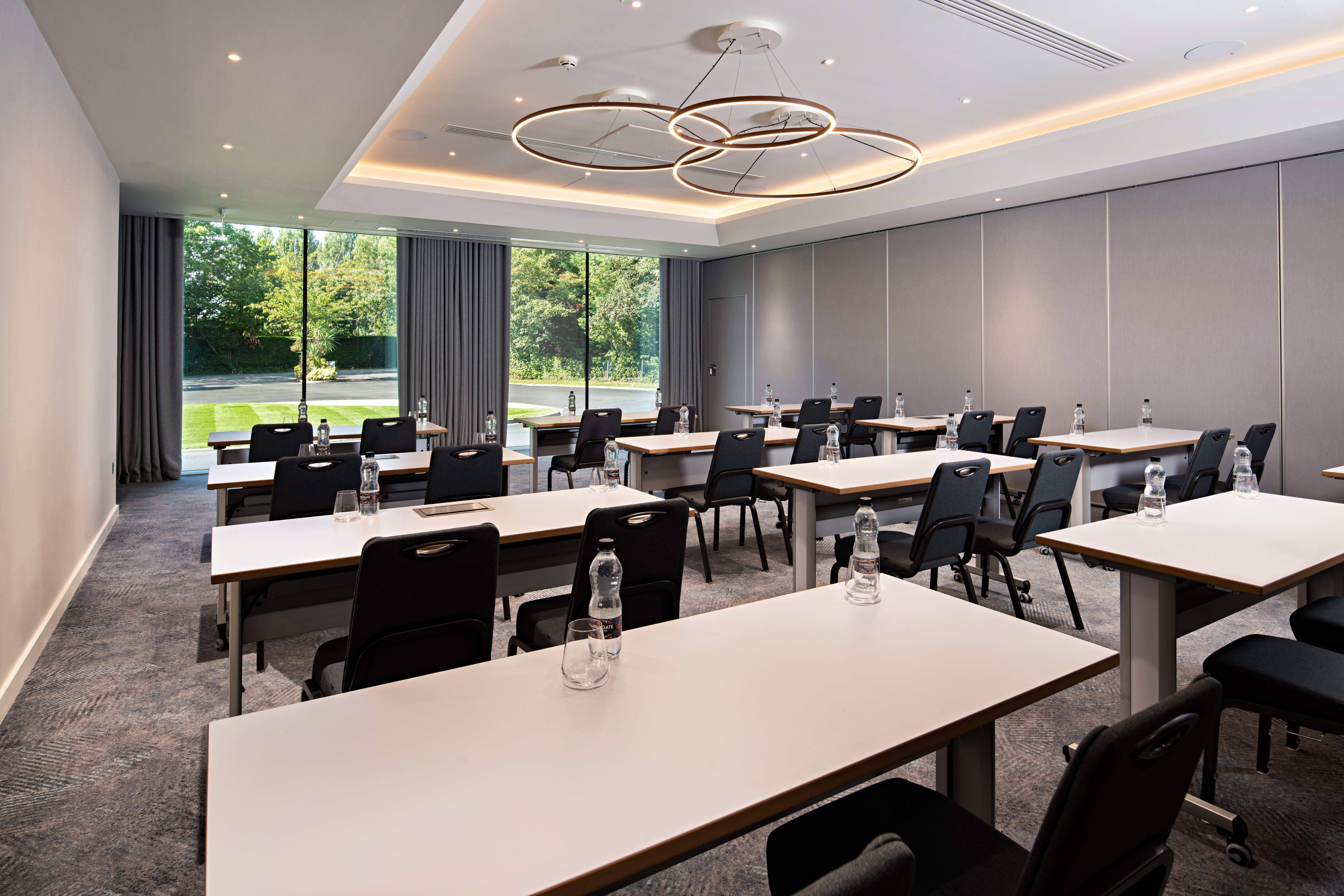 Hotel London-shepperton By Ihg 4*