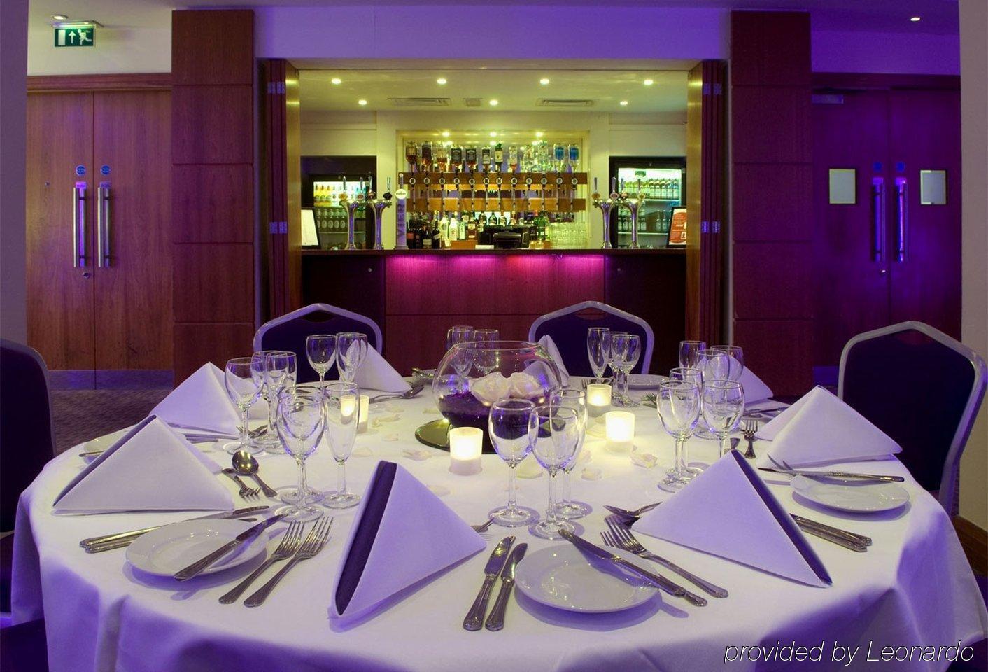 London-shepperton By Ihg Hotel 4*